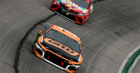 NASCAR at Atlanta results: Kurt Busch holds off brother .
